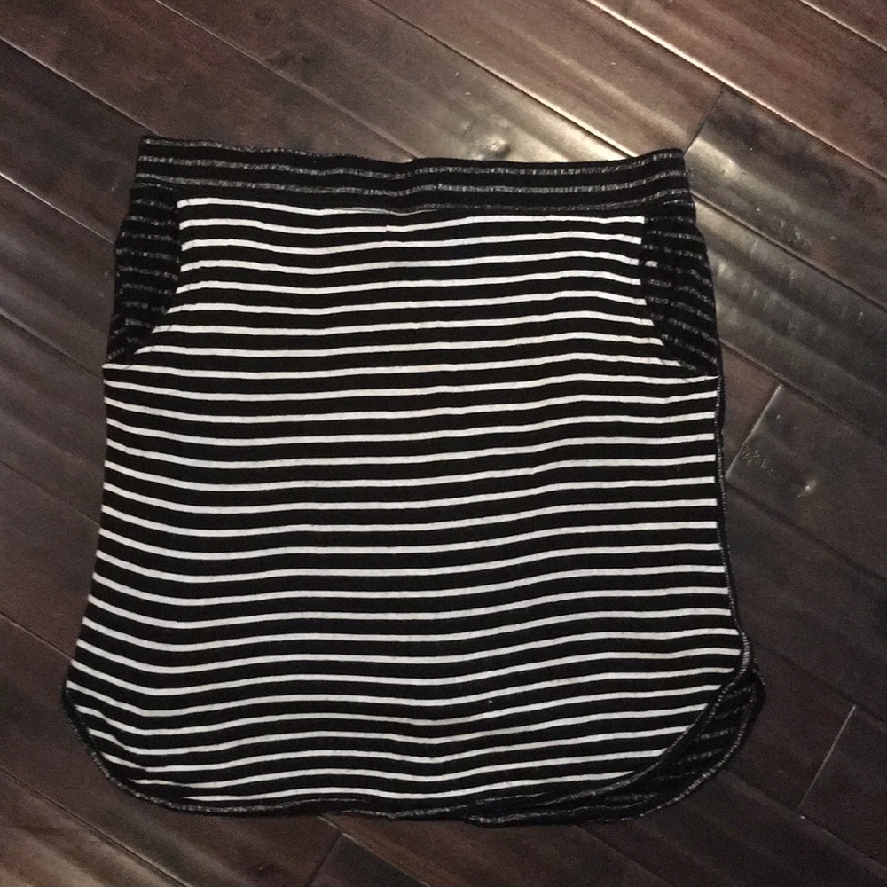 Splendid 18” skirt size M